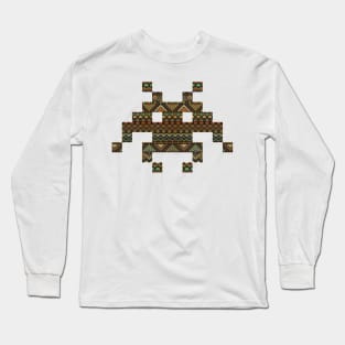 INDIANS VERSUS ALIENS (VARIANT) Long Sleeve T-Shirt